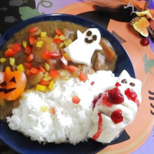 子供ニッコリ喜ぶ♡可愛く愉快なハロウィンデコカレー