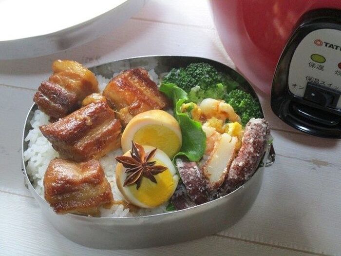 【世界を旅するお弁当:台湾】金運アップな!豚の角煮&煮卵のっけ弁当~♪