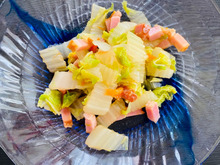 白菜とベーコンのサラダ。ドレッシングにベーコンの旨味がじゅwa〜