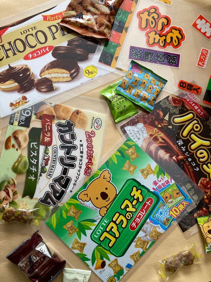 お菓子パッケージで、すぐできる!オリジナルクリアファイル(^^)