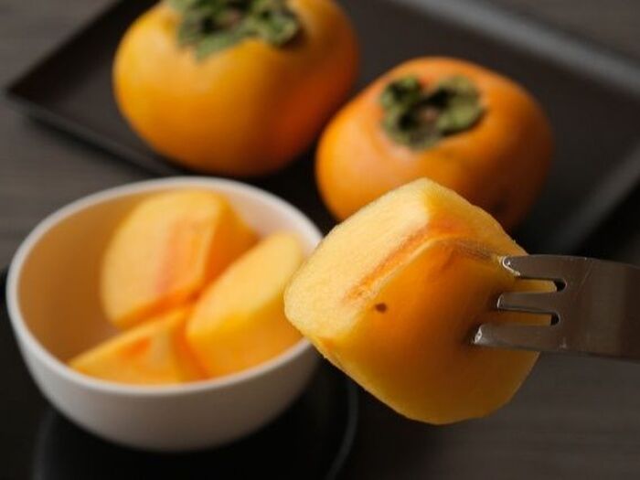 秋の果物♡美味しい柿の見分け方と保存方法