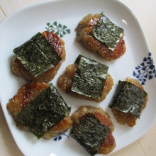 蓮根が半端に余ったら~!もちもちが旨い、蓮根餅の磯辺焼き♪