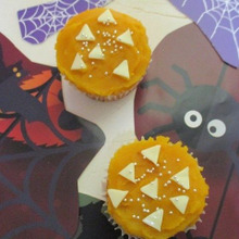 この善逸モチーフの△は、あれを使えば簡単に作れた!鬼滅の刃:善逸カップケーキレシピあり