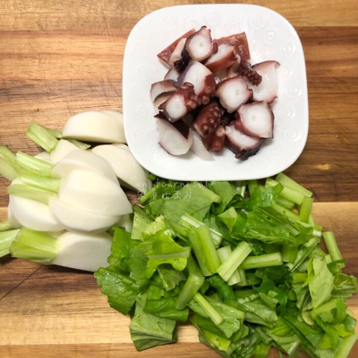 ①サラダ用の野菜の用意