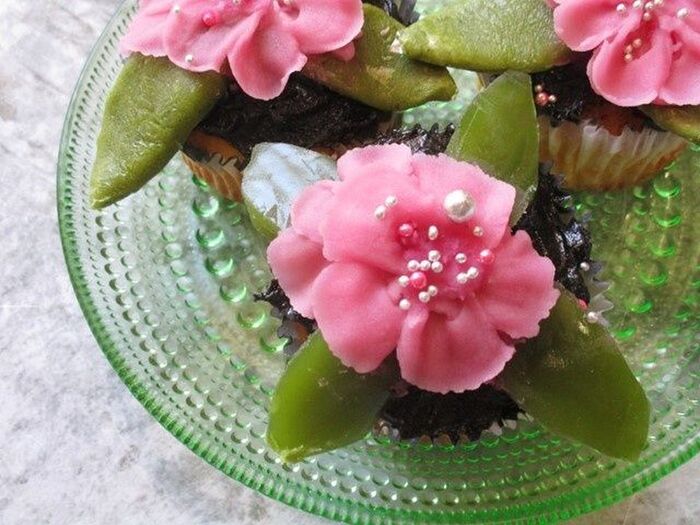 鬼滅の刃【継国縁壱】優しい追憶♡日日草米粉蜂蜜カップケーキ
