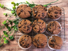 ボウルにどんどん入れるだけ!思い立ったらすぐ出来る!簡単濃厚ココアマフィン