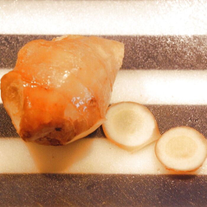 生姜を切ります