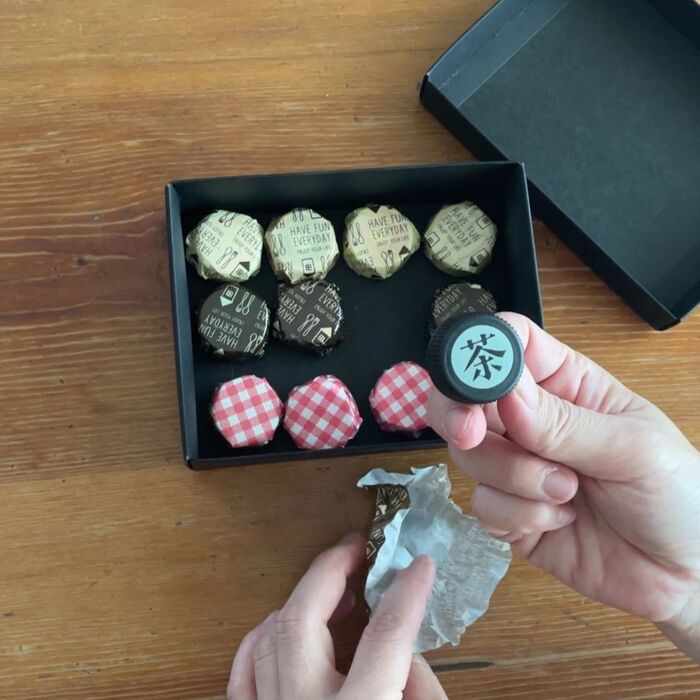 お弁当カップでキャップを包むだけ