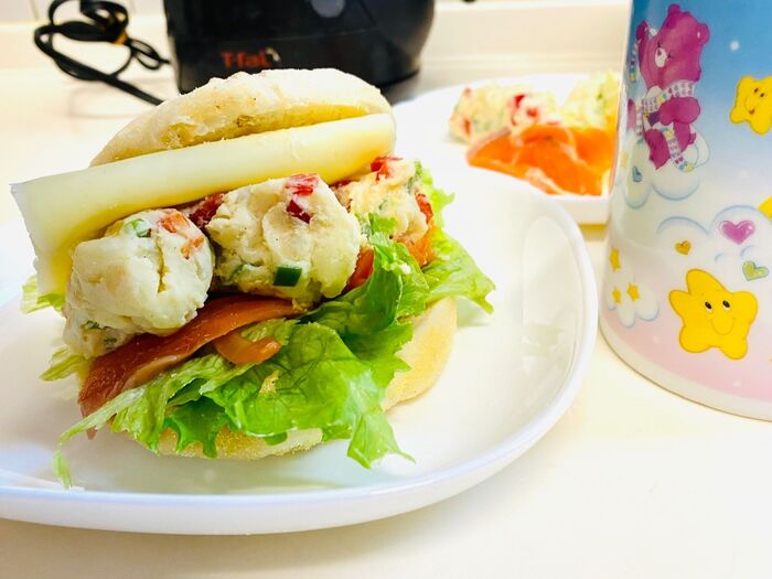 朝はこれ!イングリッシュマフィンでポテトサーモントッツォ(^o^)