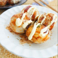 何が入っているかはお楽しみなたこ焼き