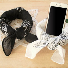 1分で完成!!くるくる巻くだけ!!スマホホルダーの作り方