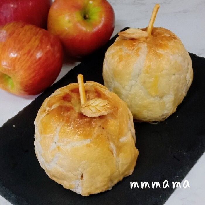 贅沢♥りんごまるごとアップルパイ☆おまけイチゴパイ