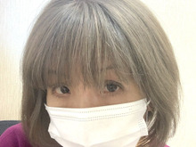 白髪を染めるのやめました!【白髪を目立たなくお洒落なアッシュグレーにする方法】