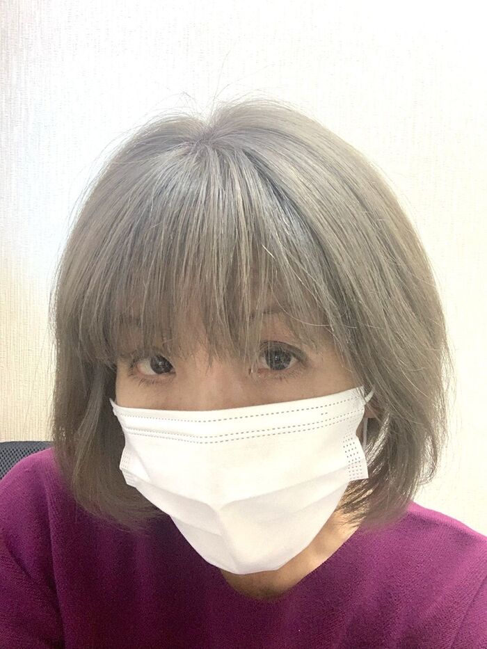白髪を染めるのやめました!【白髪を目立たなくお洒落なアッシュグレーにする方法】
