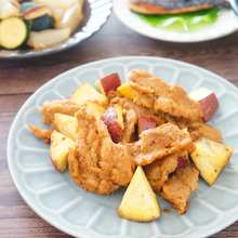 大豆ミートとさつまいものハニーマスタード炒め