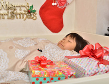 「サンタさんの存在」子どもにどうバレた?親のやらかし&秀逸すぎる誤魔化し方