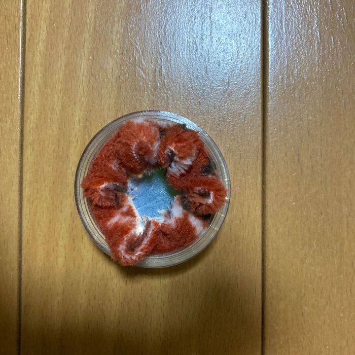 ④くるみボタンヘアゴムを作る