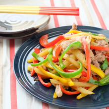 【くらし薬膳】疲労回復におすすめ☆ピーマンとじゃがいものチンジャオロース風~気血を補う薬膳