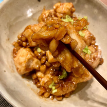 甘辛うまい!大豆絡むオイスタチキン