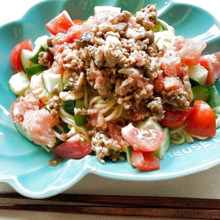 10分で!野菜たっぷりチリトマトラーメン
