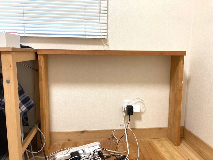 切った木材を置いてみる。