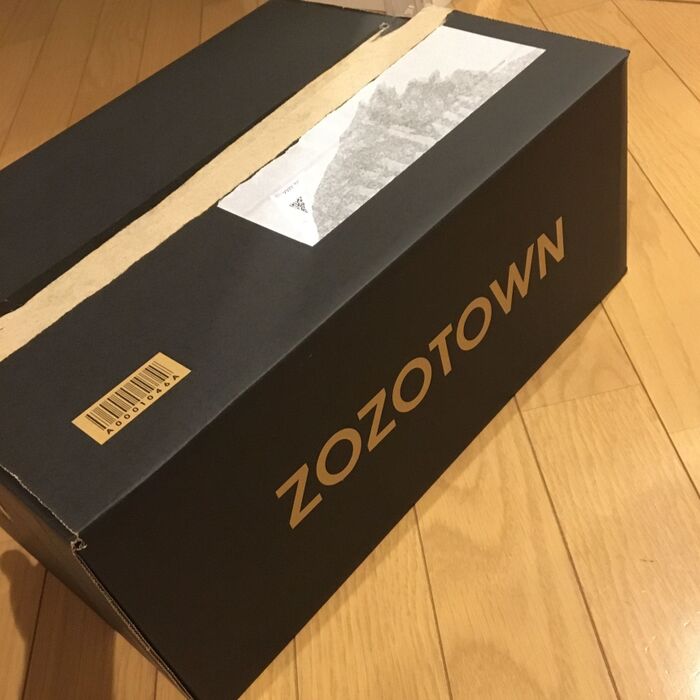 ②ZOZOTOWNのダンボール