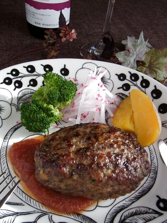 焼きの仕上げはオーブンで!これで生焼けの心配なしです(^-^)v「トマト醤油ソースのハンバーグ」