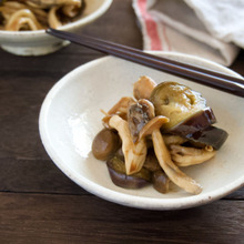うま味ましまし漬物!?なすときのこのオイスター漬け