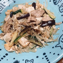 セセリ(鶏肉) の マーミーナーチャンプルー