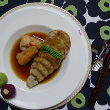 揚げだし海老芋とsalmonハラミ 二色の大根おろし添え