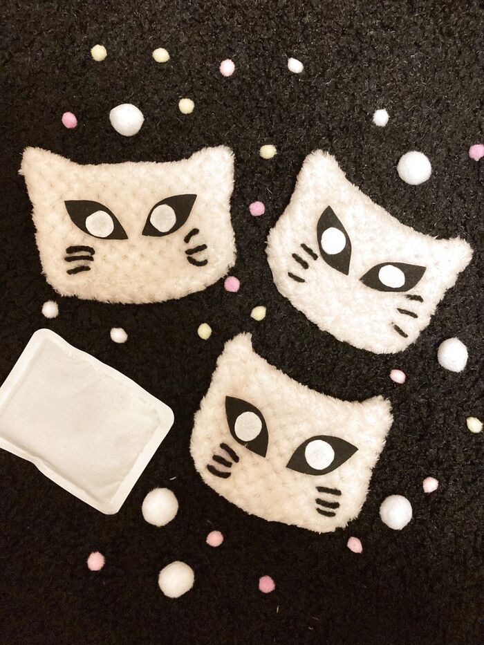 100均ボアですぐできる!簡単!白ねこのホッカイロカバー(^○^)