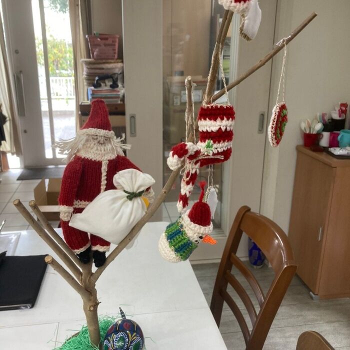 今年のクリスマスツリーは廃物利用しちゃいます♪