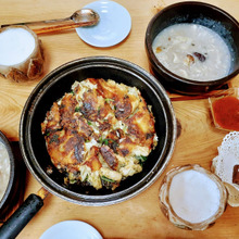 冷凍餃子アレンジ…モチモチチヂミ~外カリカリ中モチモチ!