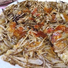 お箸が止まらない♪ ごぼうの塩昆布ガーリックチーズガレット