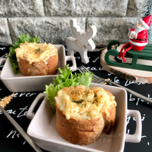 【レンチンで簡単!】クリスマスにもオススメ☆デミグラス風切り株バゲットグラタン #パンレシピ