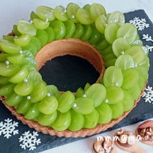 贅沢♥シャインマスカットのレアチーズリースタルト