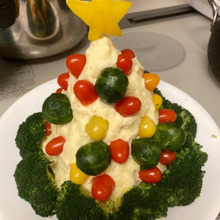 ポテトサラダで作るクリスマスツリー♪