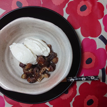 Yaourt aux dattes 今日の朝食 なつめやしヨーグルト ヤウールオーダーツ