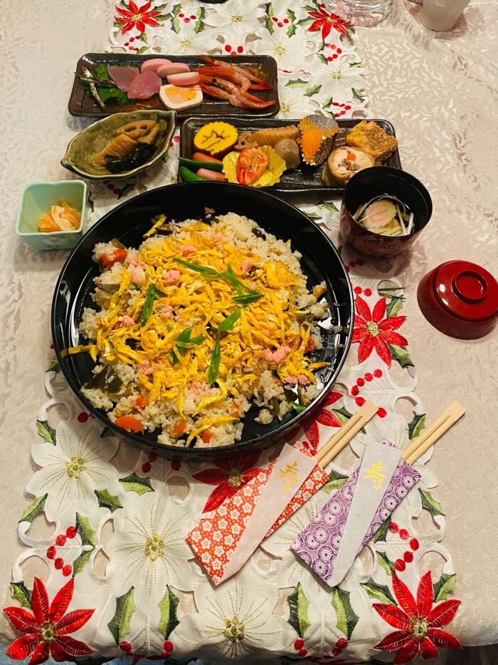 残ったおせちの煮物でリメイク