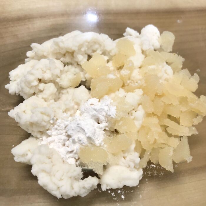 ②ラップで茶巾絞りにする