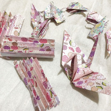 思う存分折ってもらって新年飾り