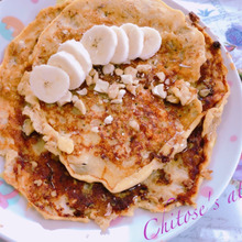 小麦粉、砂糖不使用オートミール de バナナパンケーキ✨