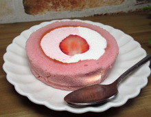 【ローソン】1月新商品はいちご尽くし!完成度高すぎの神ロールケーキを実食レポ♡