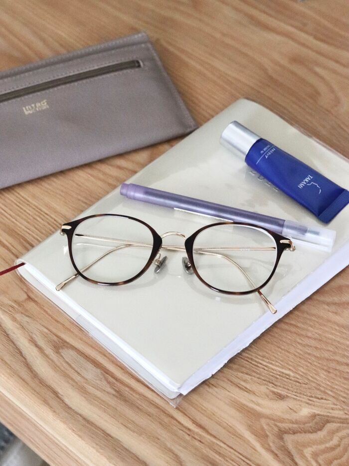 40代で実感!悩みが増える目のこと。メガネは身体にもオシャレにも効く