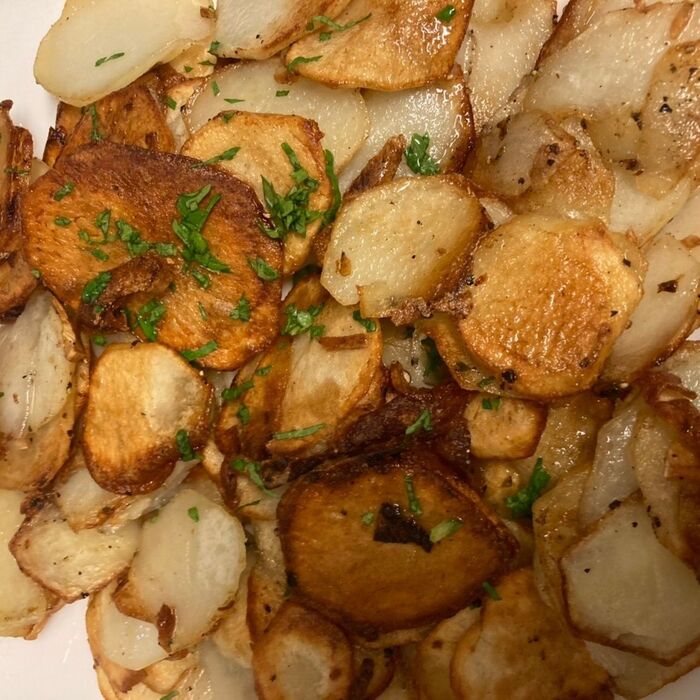 仕上げにセロリの葉っぱを刻んで振りかけました