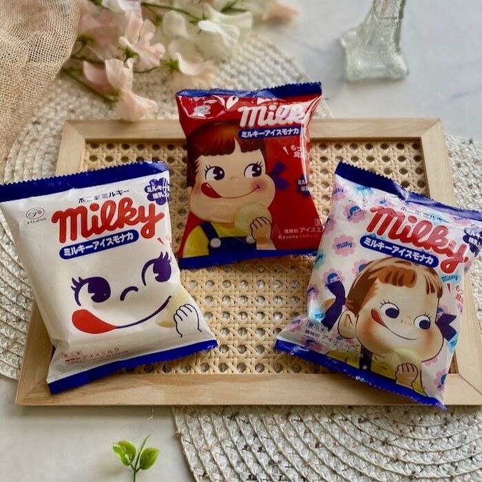 どのペコちゃんにする?パッケージもかわいいミルキーアイスモナカ