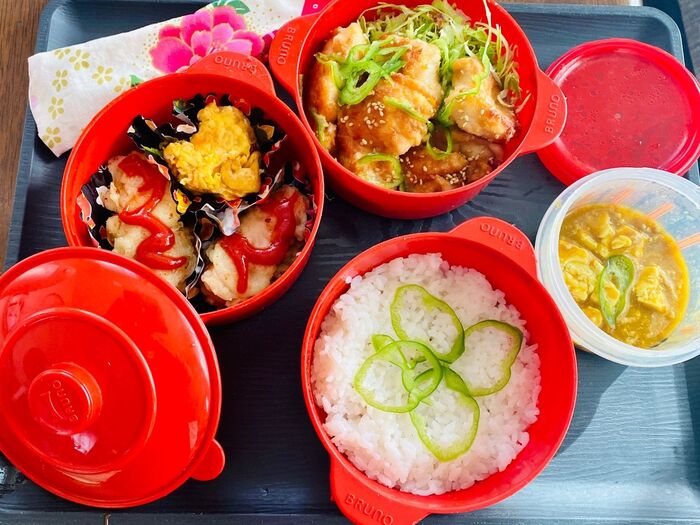 冷めても美味しいお弁当🎶15品目は入っていますよ(^◇^)