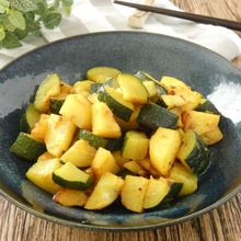 ズッキーニとじゃが芋のサブジ