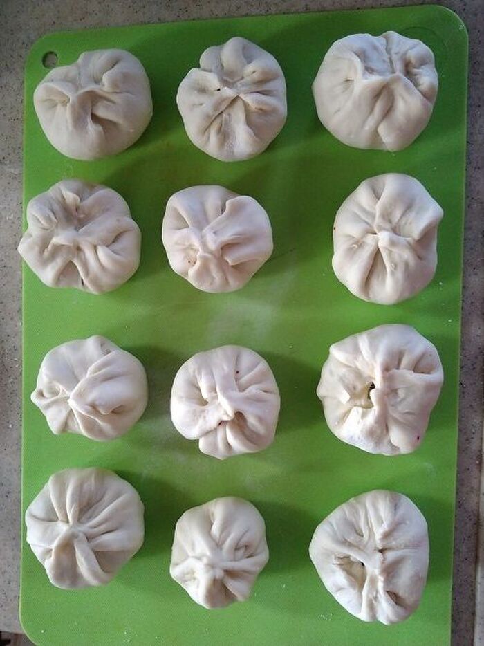 12個の饅頭を作る