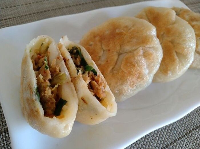 キムチ入りニラ饅頭